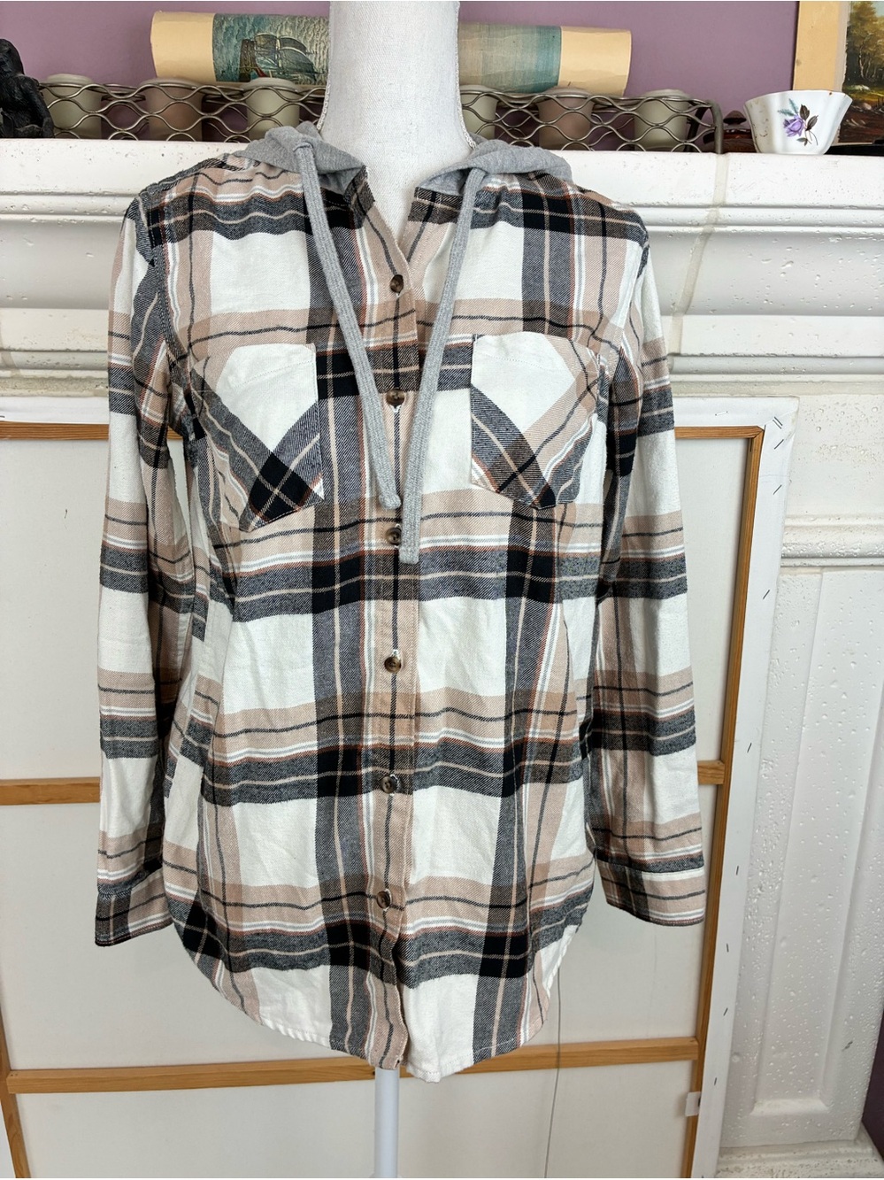 Natural Reflections Cream, Tan & Black Plaid Button-Front Shirt with Gray Hood